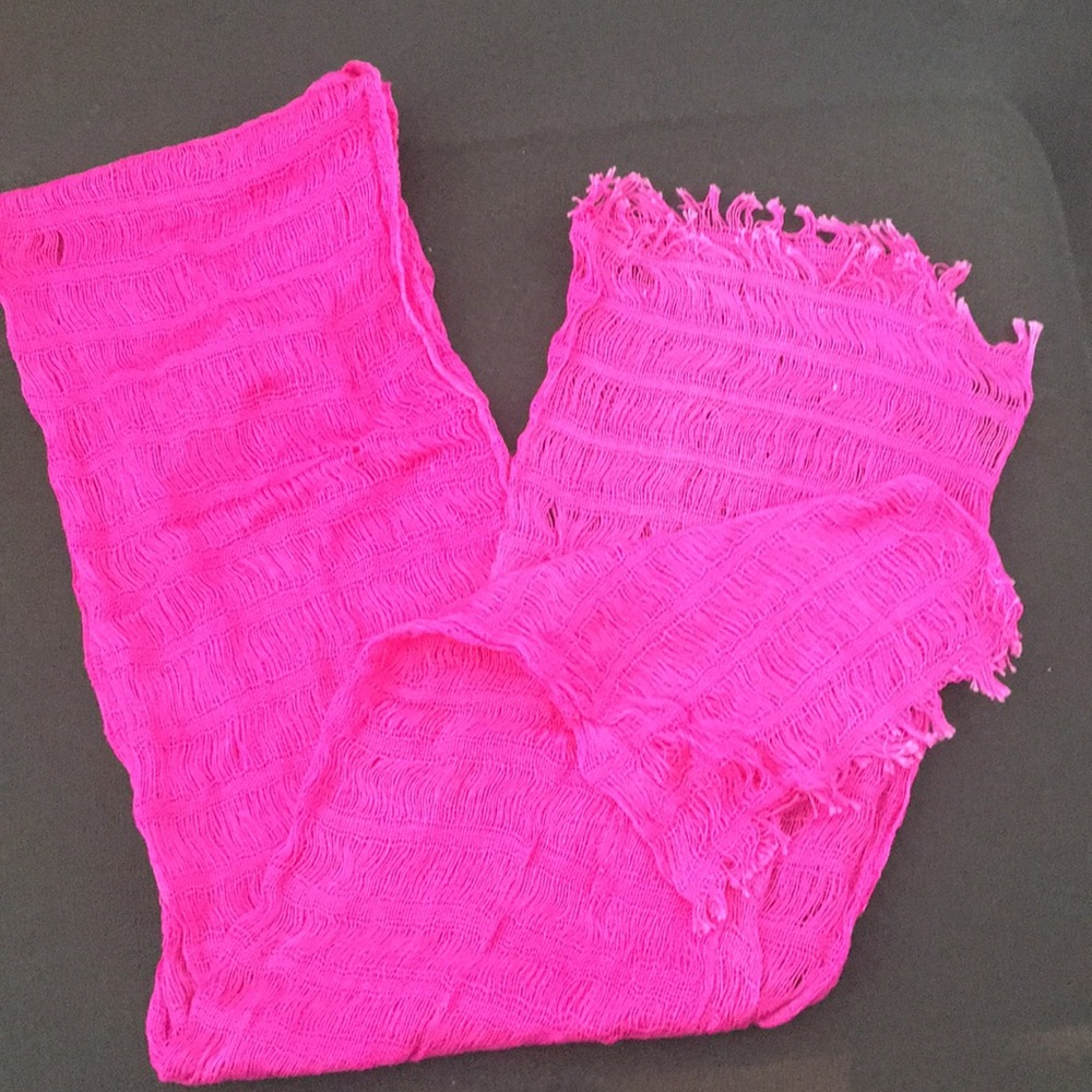 Fuscia Scarf - Picture 1 of 3